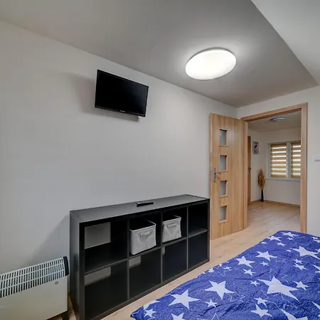 Holiday home Chaloupka U Jezera Pod Smrkem *