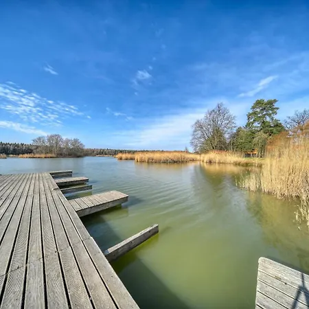 Chaloupka U Jezera Pod Smrkem בית נופש Cervene Janovice