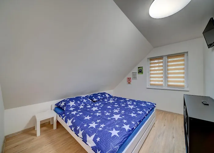 Chaloupka U Jezera Pod Smrkem